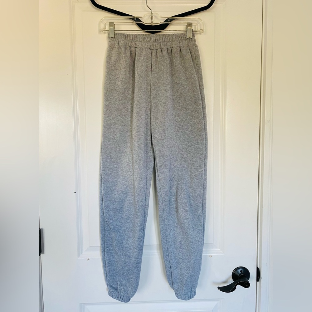 Like-New grey sweatpants